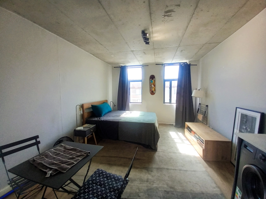 1 Bedroom Property for Sale in Thornton Western Cape